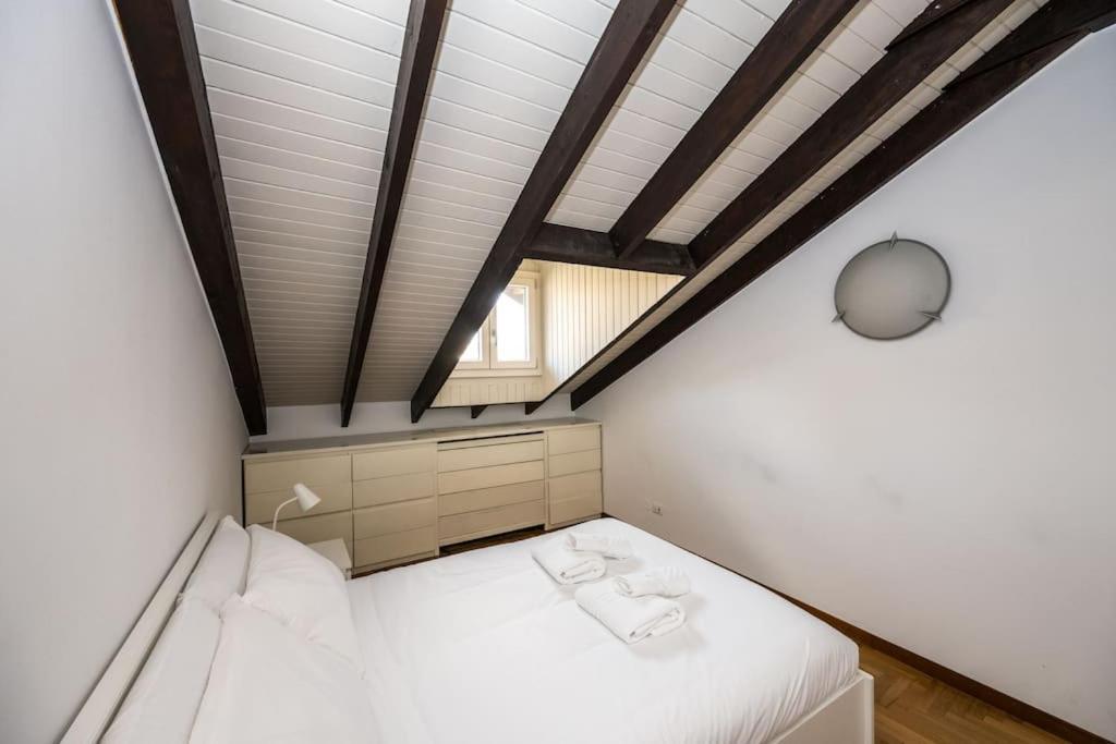 מילאנו Wonderfull Two Floors Apartment Navigli מראה חיצוני תמונה