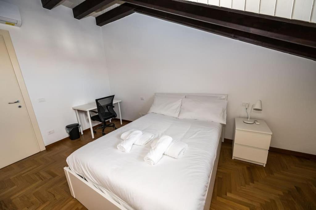 מילאנו Wonderfull Two Floors Apartment Navigli מראה חיצוני תמונה